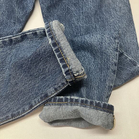 VTG Levi's 501 Womens Blue Denim Med Wash Button Fly Tapered Jeans Size 23x28 - Picture 13 of 16